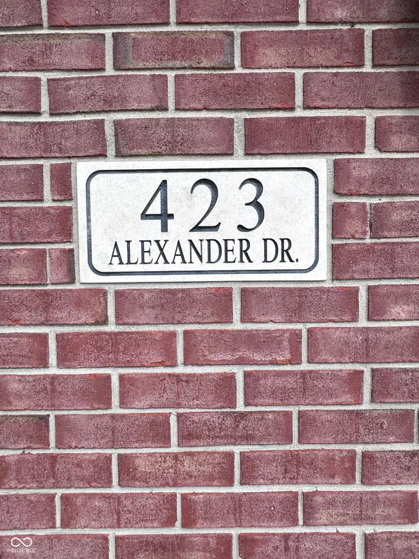 423 Alexander DR, Seymour, IN 47274
