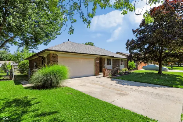 5706 Riva Ridge DR, Indianapolis, IN 46237