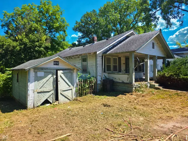 8 Dixie DR, Anderson, IN 46016