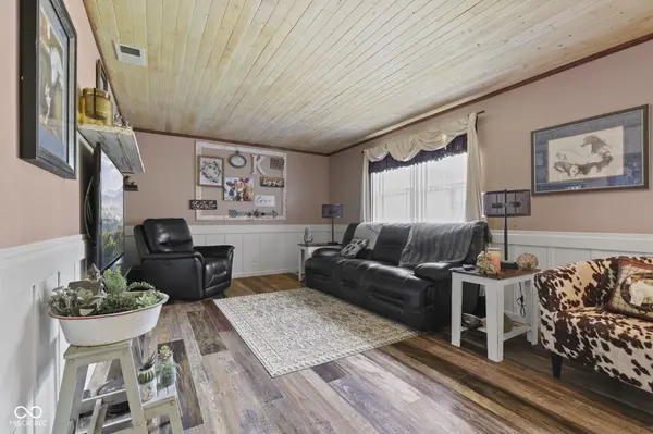 5824 S Keystone AVE, Indianapolis, IN 46227