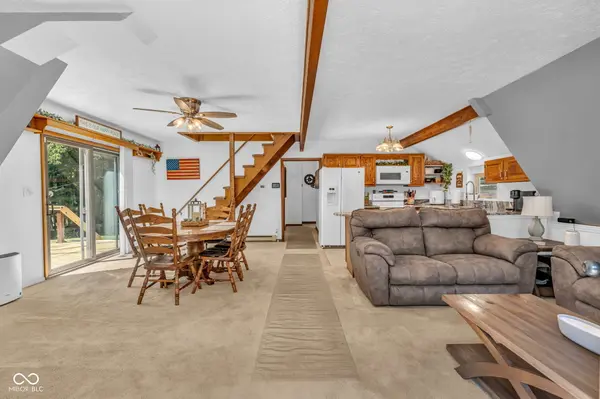 5432 W Whittier DR, Knightstown, IN 46148