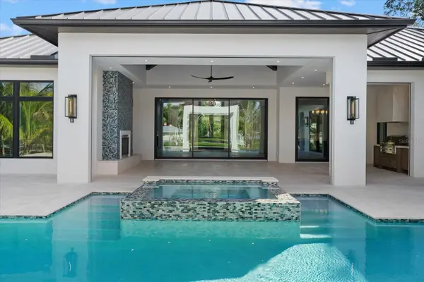 5215 HIDDEN HARBOR RD, Sarasota, FL 34242