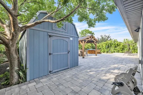 3233 NW 21ST ST, Cape Coral, FL 33993