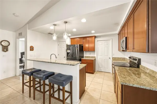 3233 NW 21ST ST, Cape Coral, FL 33993