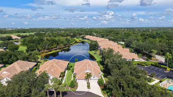 8306 TARTAN FIELDS CIR, Bradenton, FL 34202