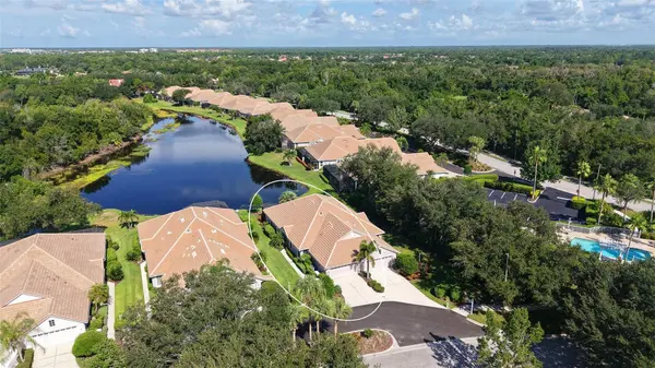 8306 TARTAN FIELDS CIR, Bradenton, FL 34202