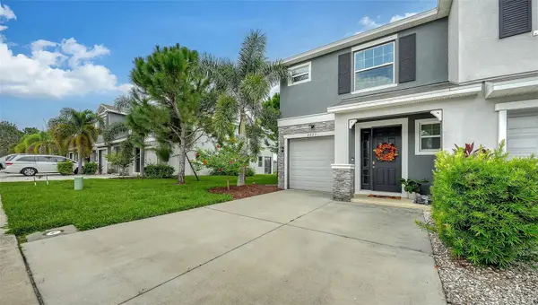 2627 MIDNIGHT PEARL DR, Sarasota, FL 34240