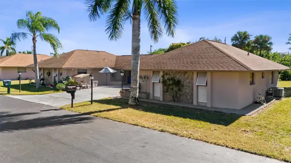 235 THISTLE CT, Lehigh Acres, FL 33936