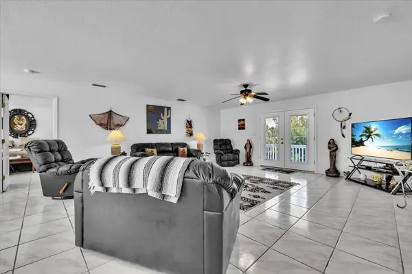 3900 COLONY CT, Punta Gorda, FL 33950