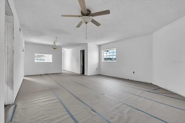 7043 NEW POST DR #1, North Fort Myers, FL 33917