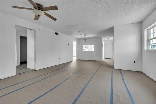 7043 NEW POST DR #1, North Fort Myers, FL 33917