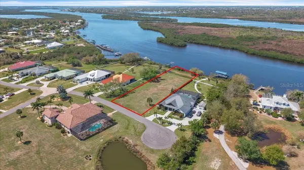 2009 TREASURE LN, Punta Gorda, FL 33982