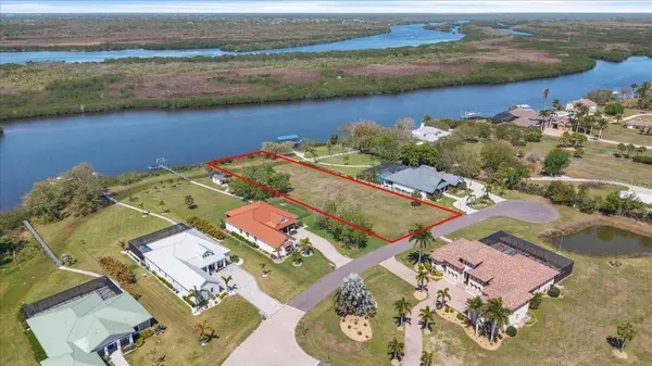 2009 TREASURE LN, Punta Gorda, FL 33982