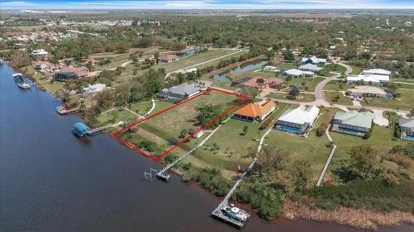 2009 TREASURE LN, Punta Gorda, FL 33982