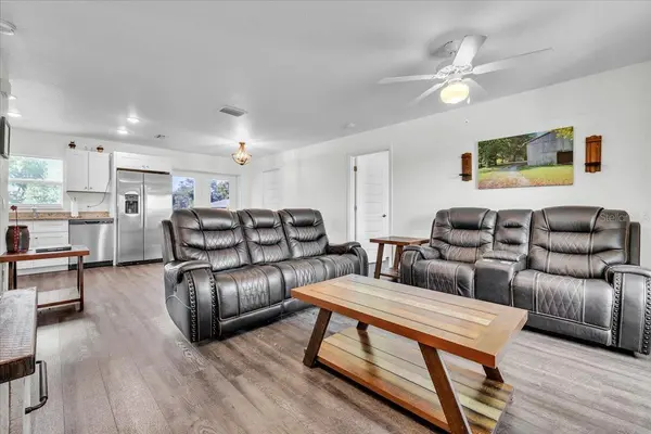 30437 CEDAR RD, Punta Gorda, FL 33982