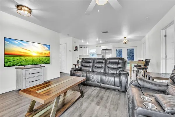 30437 CEDAR RD, Punta Gorda, FL 33982