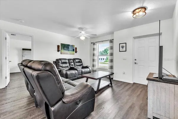 30437 CEDAR RD, Punta Gorda, FL 33982