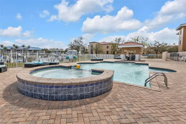3322 PURPLE MARTIN DR #127, Punta Gorda, FL 33950