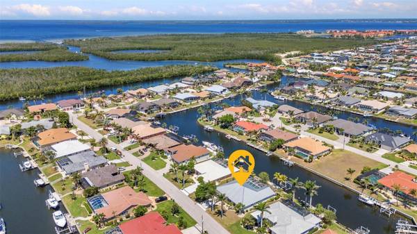 2718 SAINT THOMAS DR, Punta Gorda, FL 33950