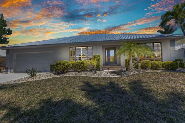 2718 SAINT THOMAS DR, Punta Gorda, FL 33950