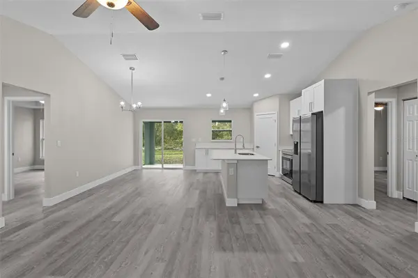 18 FISHER TERRACE WAY, Ocklawaha, FL 32179