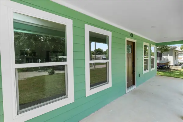521 SKYLINE DR E, Lakeland, FL 33801