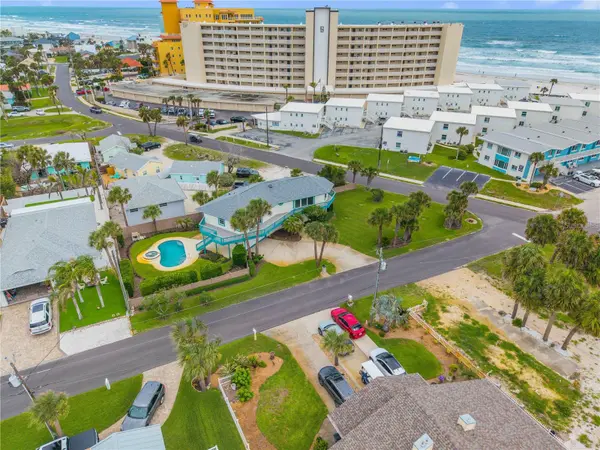 320 DUE EAST ST, New Smyrna Beach, FL 32169