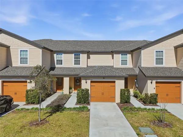 1675 WYNFORD CIR, Tavares, FL 32778