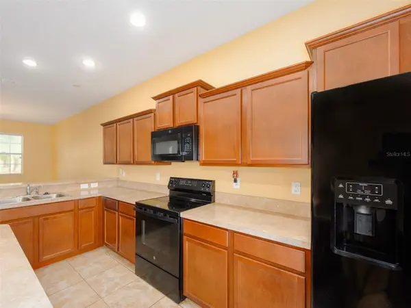 1300 SEBURN RD, Apopka, FL 32703