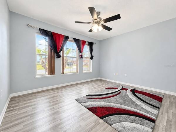 2221 PARIA LN, Kissimmee, FL 34758