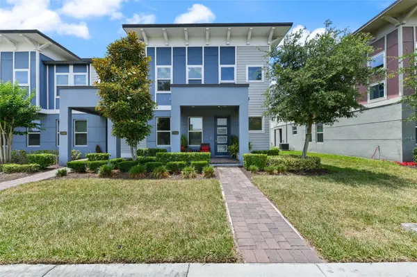 7043 CARRICKBEND LN, Orlando, FL 32819
