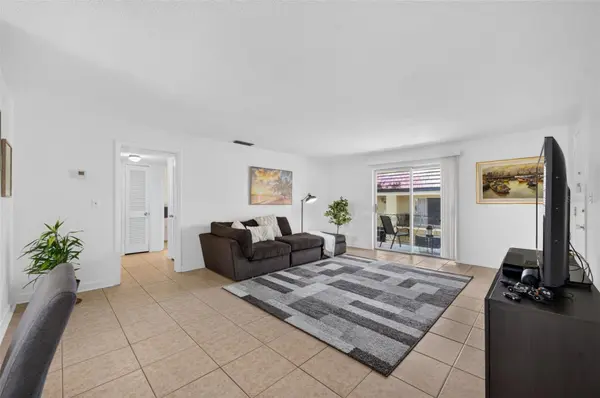 1500 GAY RD #3C, Winter Park, FL 32789
