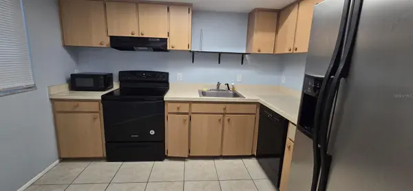 588 FAIRWAYS LN #E201, Ocala, FL 34472