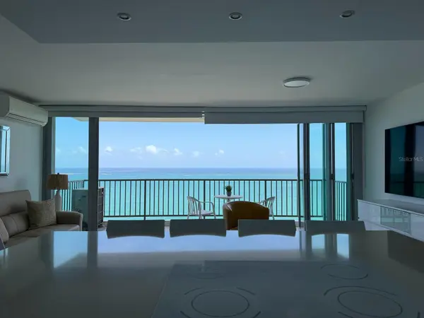4745 ISLA VERDE AVE #17F, Carolina, PR 00979