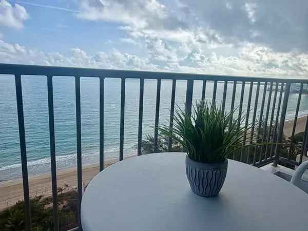 4745 ISLA VERDE AVE #17F, Carolina, PR 00979