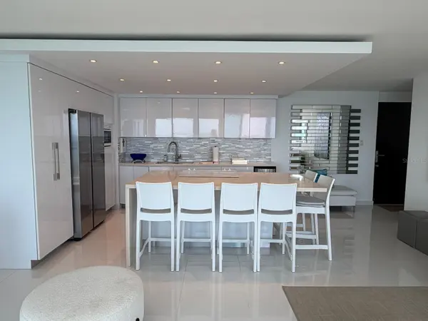4745 ISLA VERDE AVE #17F, Carolina, PR 00979