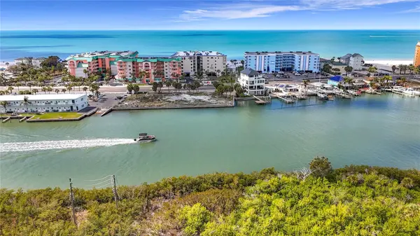 18450 GULF BLVD #401, Indian Shores, FL 33785