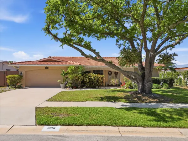 2138 EGRET DR, Clearwater, FL 33764