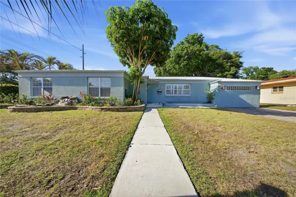 3921 W BAY TO BAY BLVD, Tampa, FL 33629