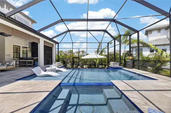 1075 SEAGRAPE DR, Ruskin, FL 33570