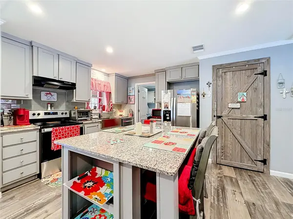 128 N VESTAVIA ST, Panama City Beach, FL 32413