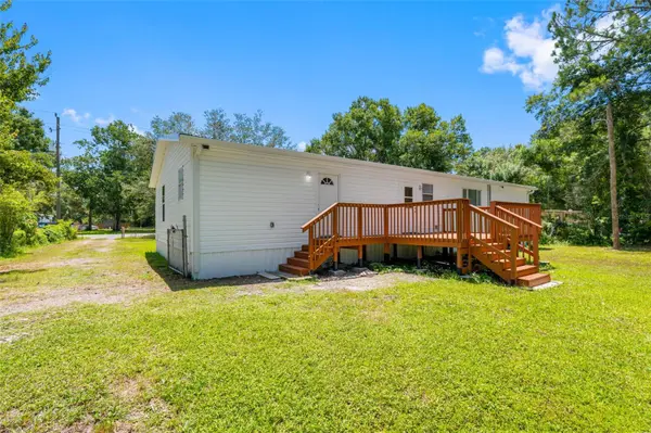 6847 WOODSMAN DR, Wesley Chapel, FL 33544