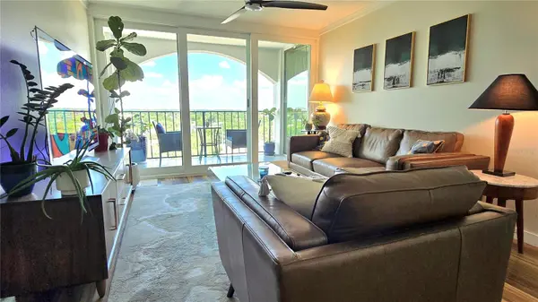 3211 W SWANN AVE #1110, Tampa, FL 33609