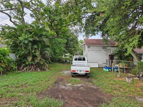4605 8TH AVE N, St Petersburg, FL 33713