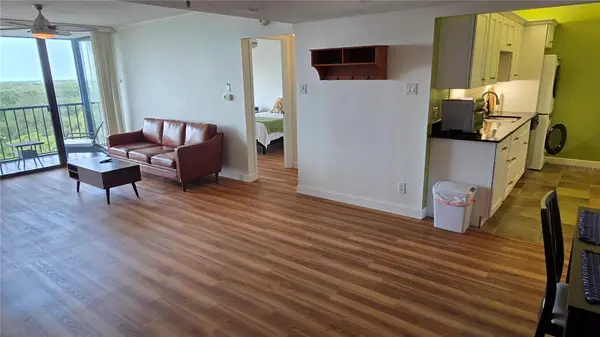 3211 W SWANN AVE #1005, Tampa, FL 33609