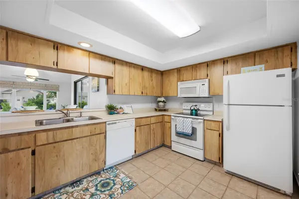 2060 SHEFFIELD CT, Oldsmar, FL 34677