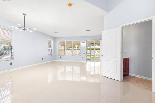 30419 RANDALL MANOR ST, Wesley Chapel, FL 33545