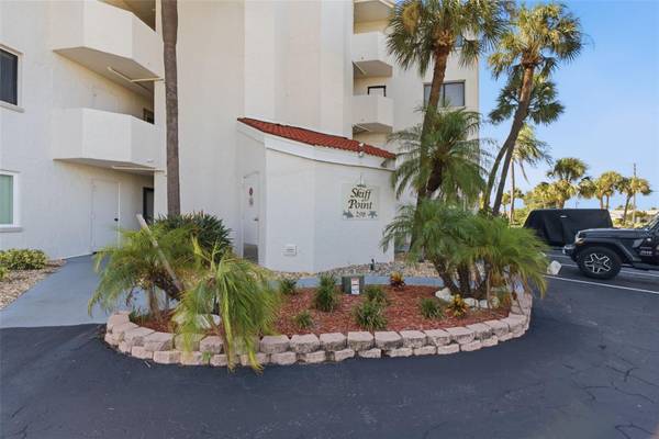 298 SKIFF PT #103, Clearwater, FL 33767