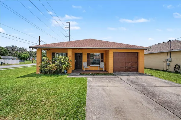 2423 E OKARA RD, Tampa, FL 33612