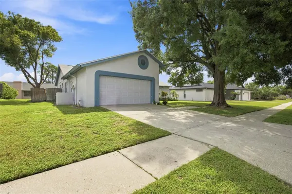3810 SARAZEN DR, New Port Richey, FL 34655